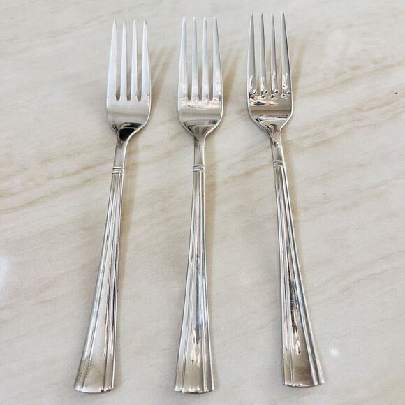 INTERNATIONAL Silver INS330 Stainless 18/10 Flatware Salad Forks 3pc - Picture 1 of 9